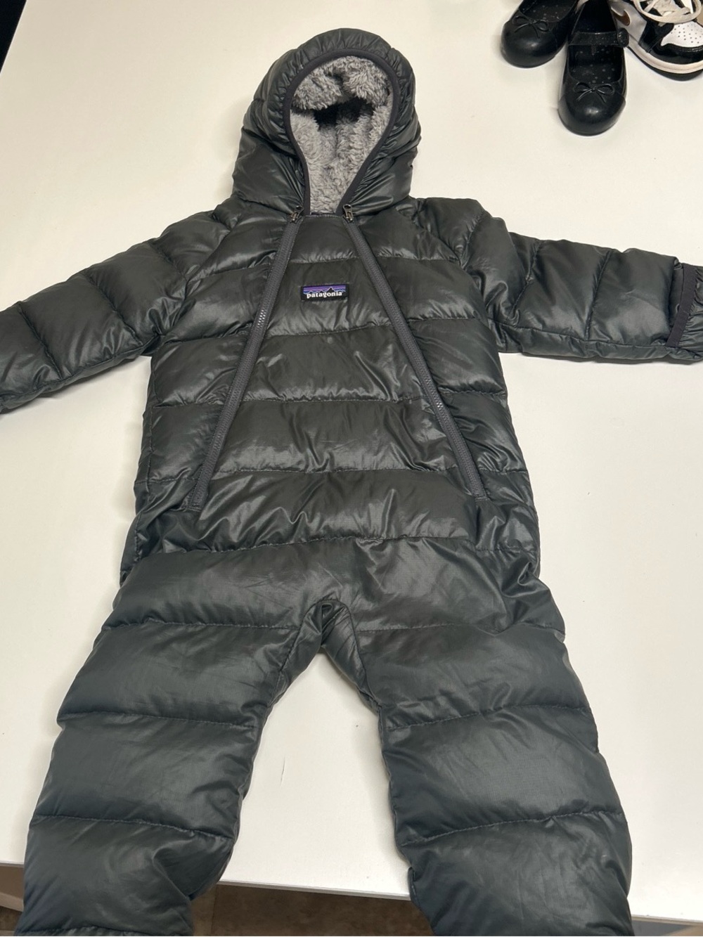 Patagonia Dark Gray Quilted Hooded Infant snow Bunting
